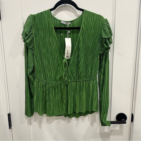 Zara Ruffle Sleeve Pleated Tie V-neck Blouse Emerald Green Size Medium NWT - Picture 13 of 13